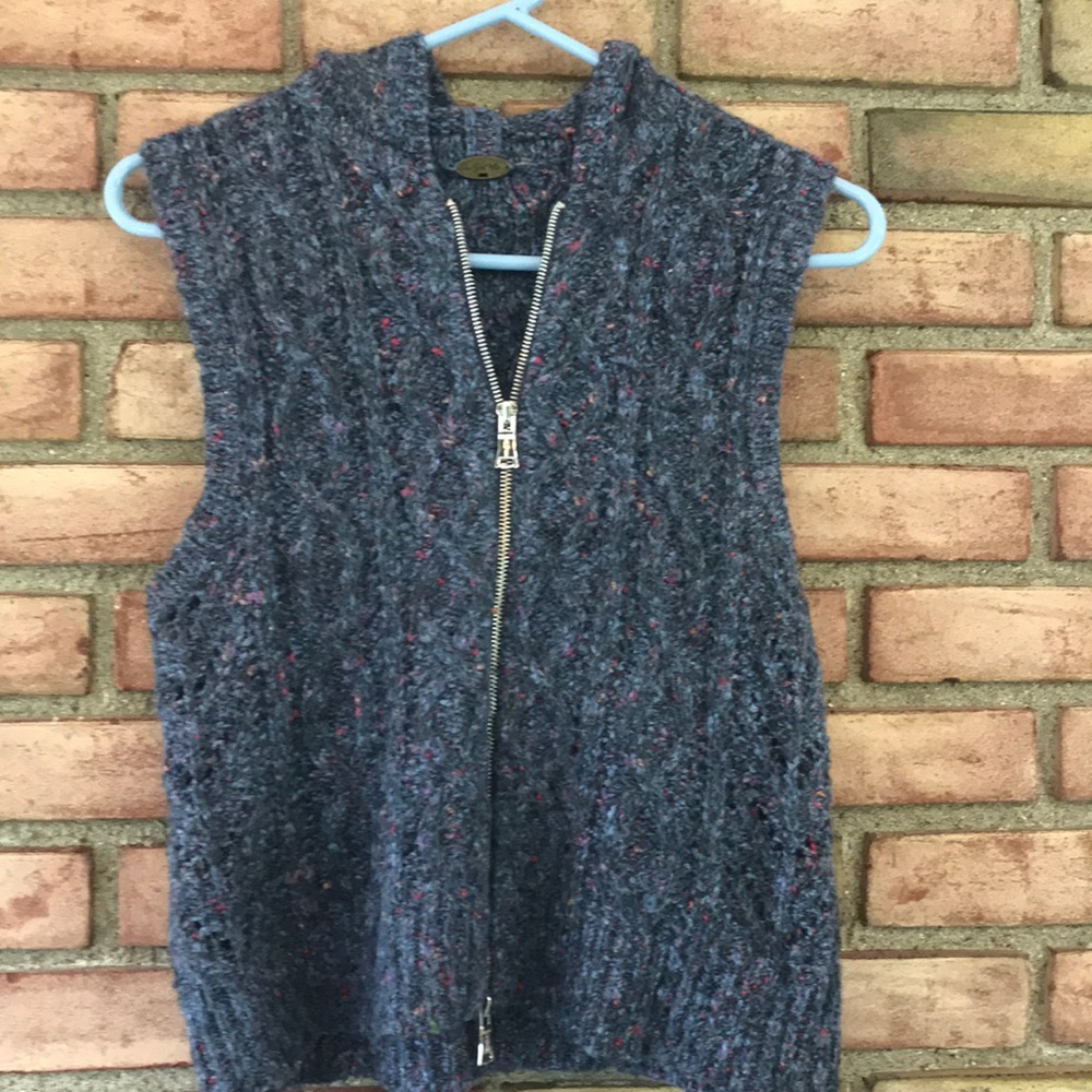 One girl who, S, mohair, sweater vest